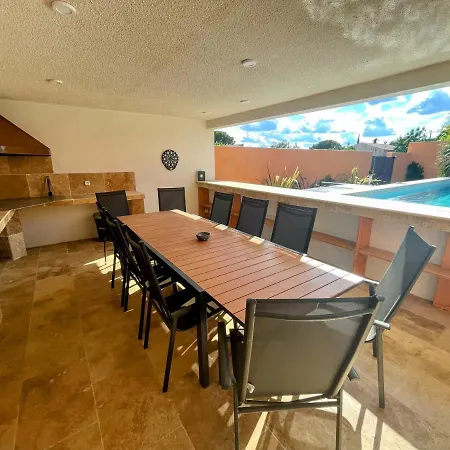 Villa La Nina